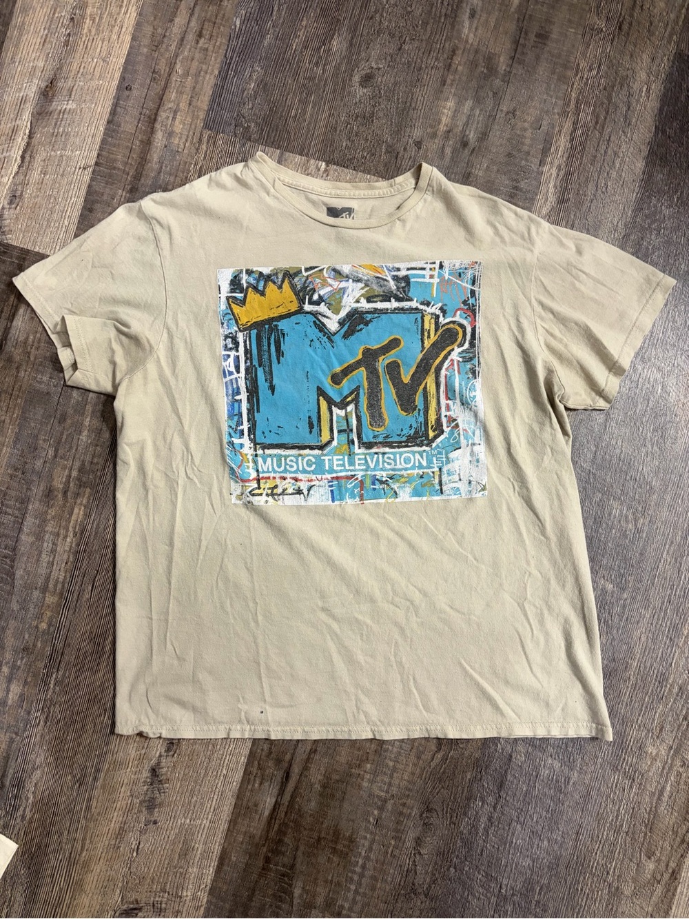 MTV Graffiti Crown Logo Graphic T-Shirt Beige & Blue Large